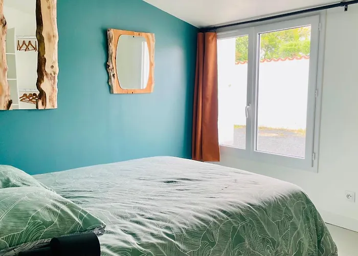 Petite Maison En Bord De * Longeville-sur-Mer